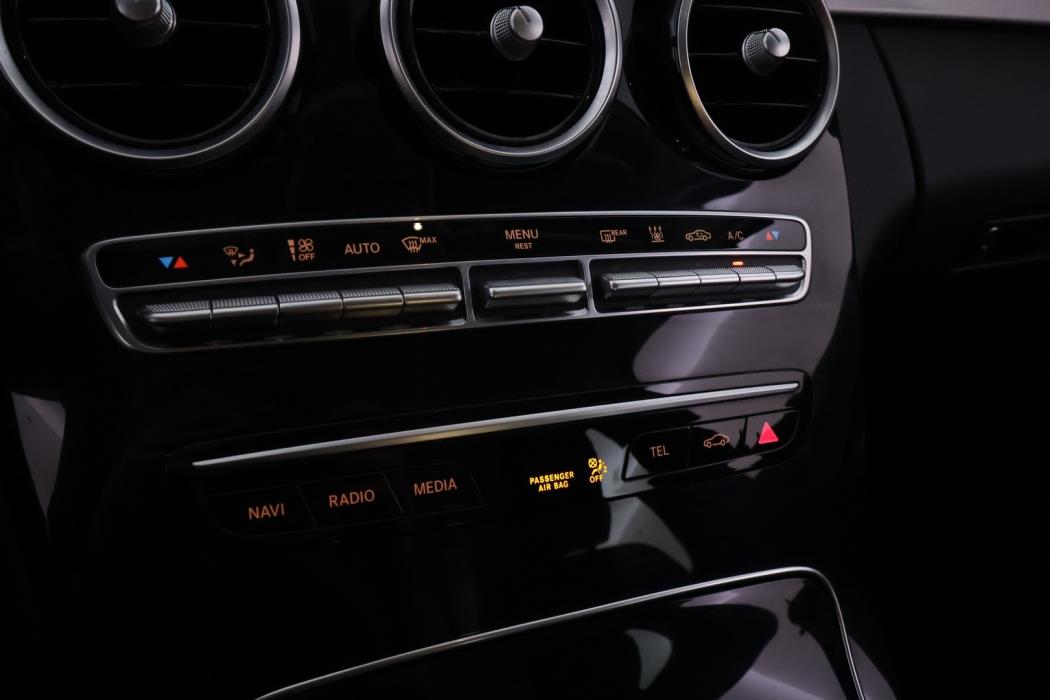 MERCEDES-BENZ C 2020