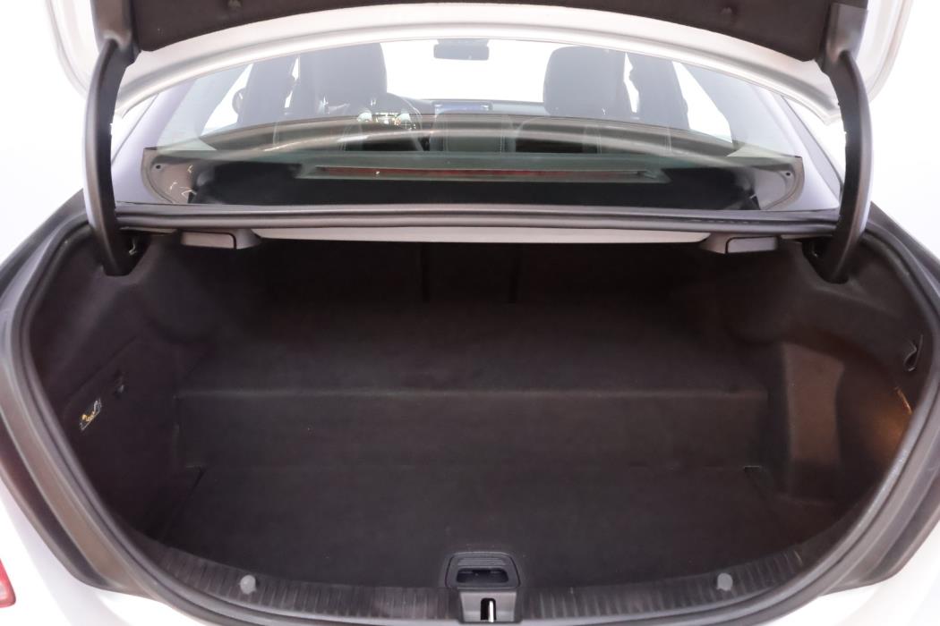MERCEDES-BENZ C 2020