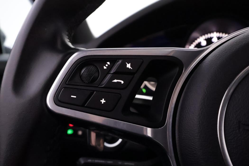 PORSCHE Cayenne 2019