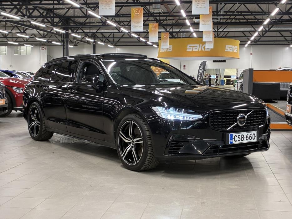 VOLVO V90 2023