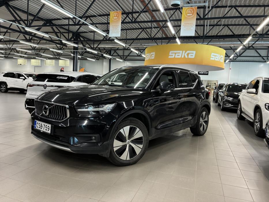 VOLVO XC40 2021