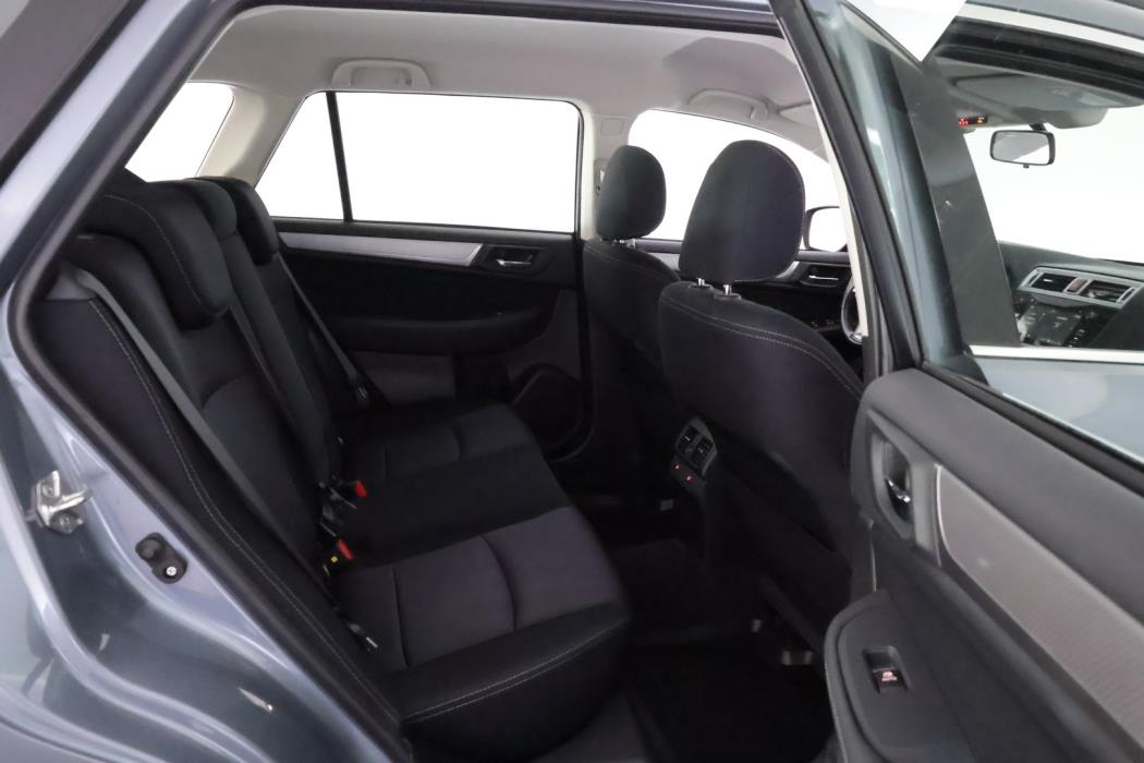 SUBARU Outback 2015
