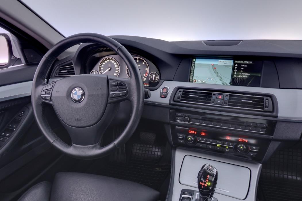 BMW 530 2013
