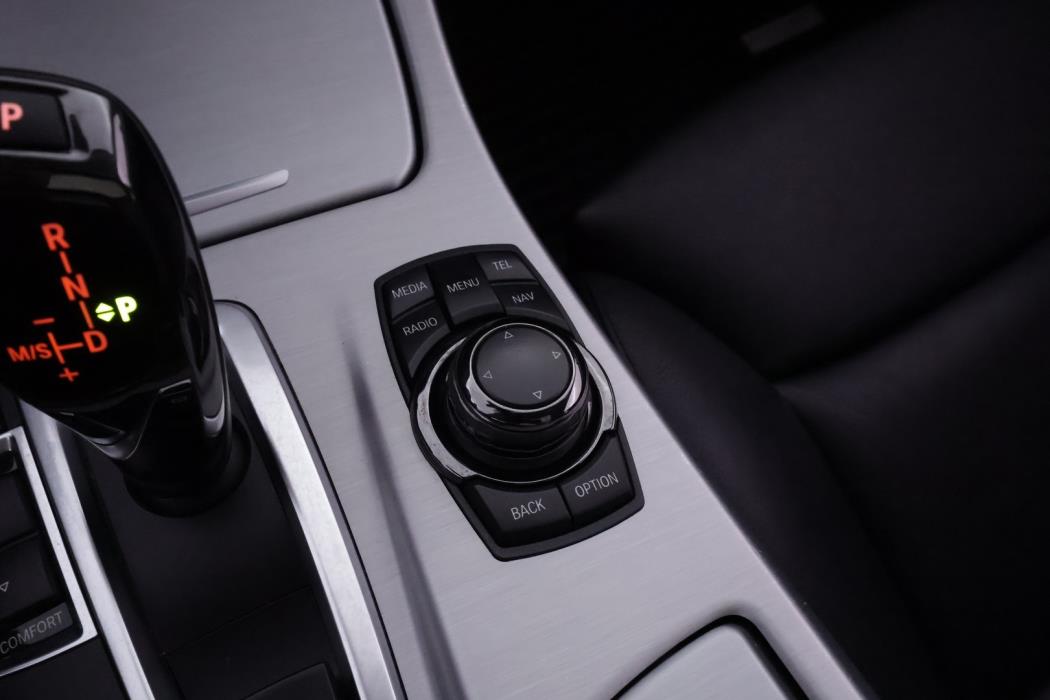 BMW 530 2013
