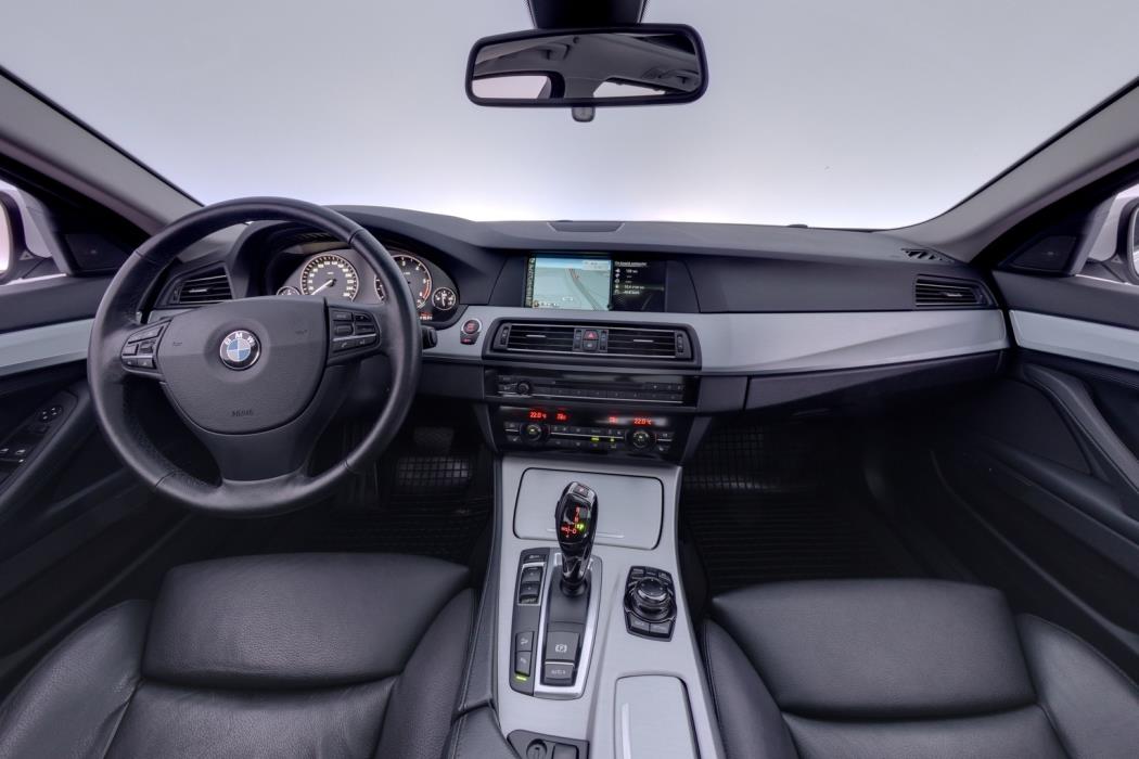 BMW 530 2013