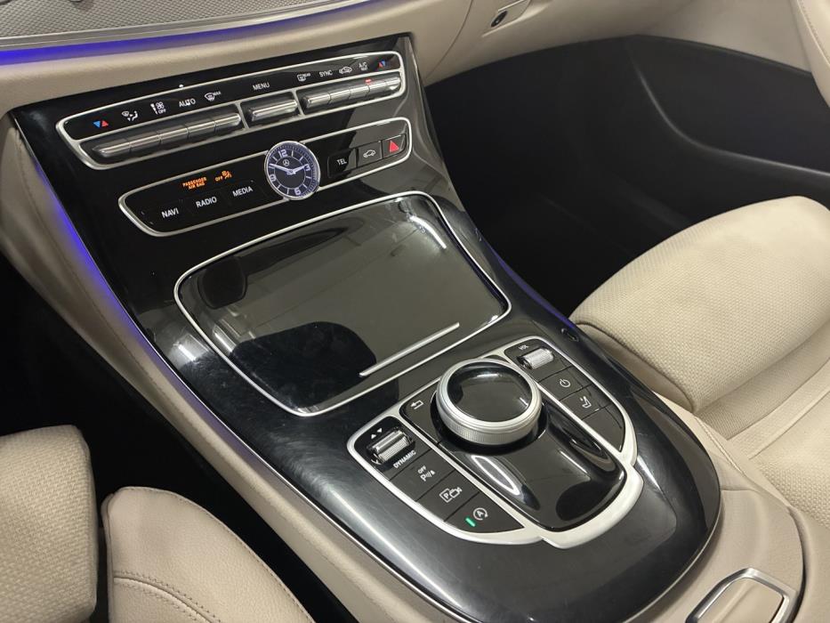 MERCEDES-BENZ E 2017