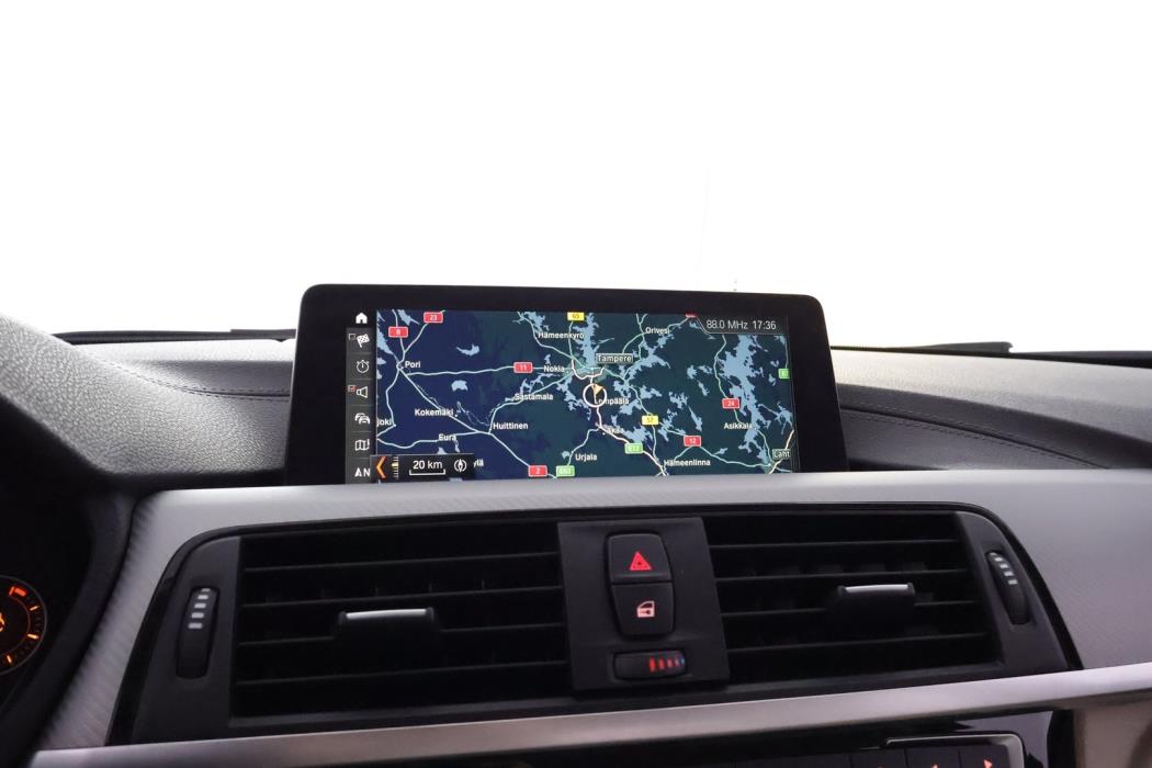 BMW 320 2019