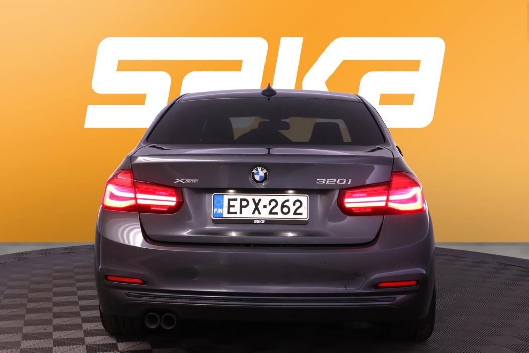 BMW 320 2019