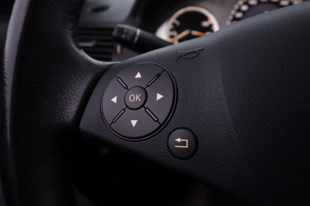 MERCEDES-BENZ C 2008