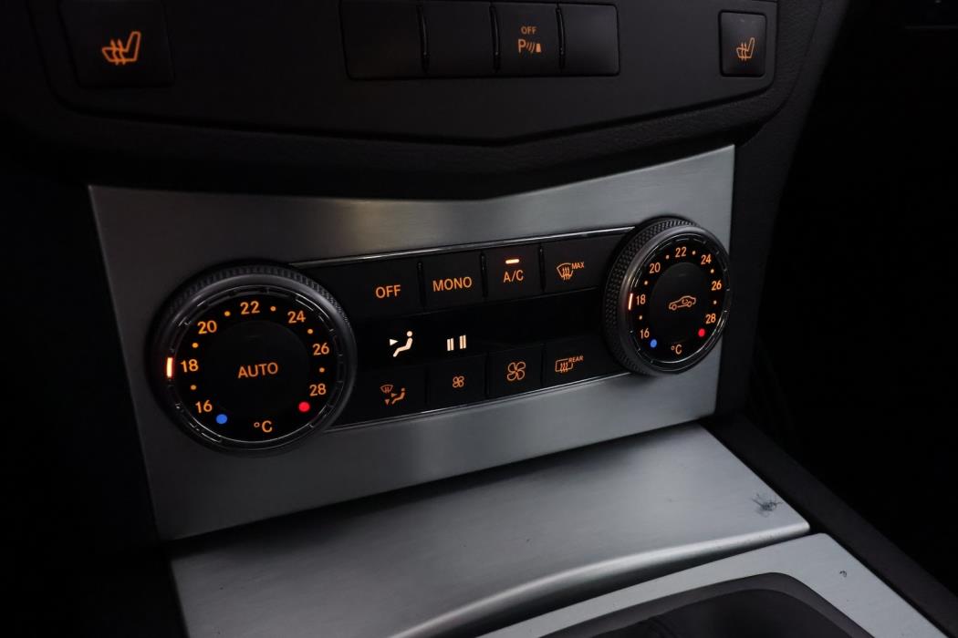 MERCEDES-BENZ C 2008