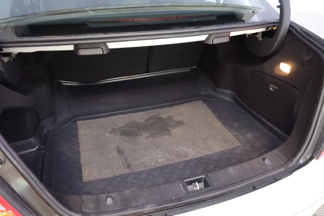 MERCEDES-BENZ C 2008