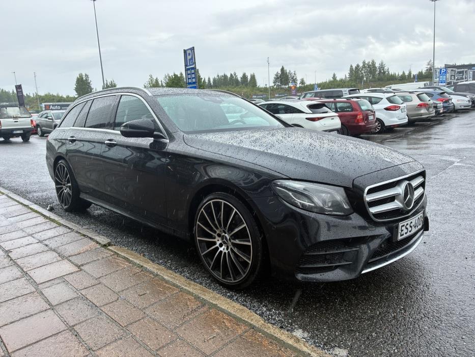 MERCEDES-BENZ E 2017