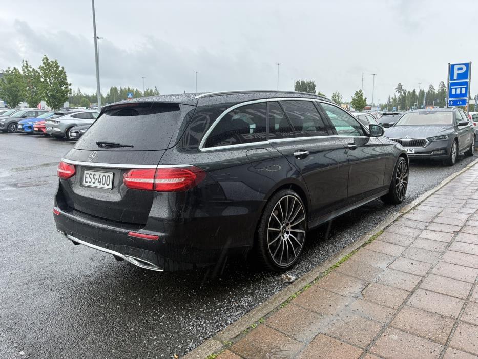 MERCEDES-BENZ E 2017