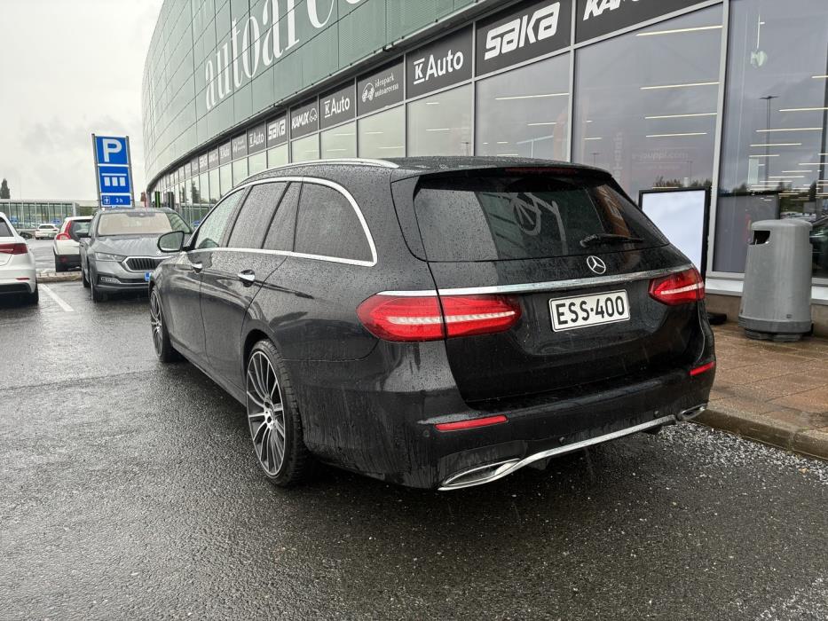 MERCEDES-BENZ E 2017