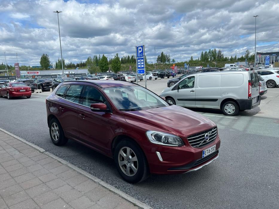 VOLVO XC60 2016