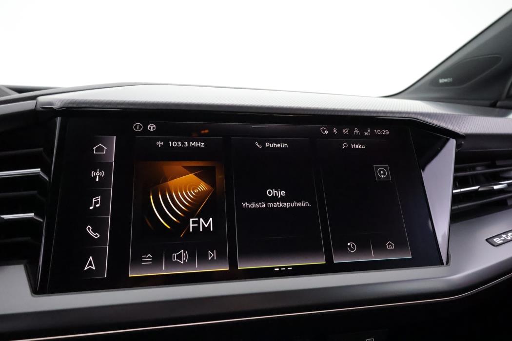 AUDI Q4 e-tron 2023