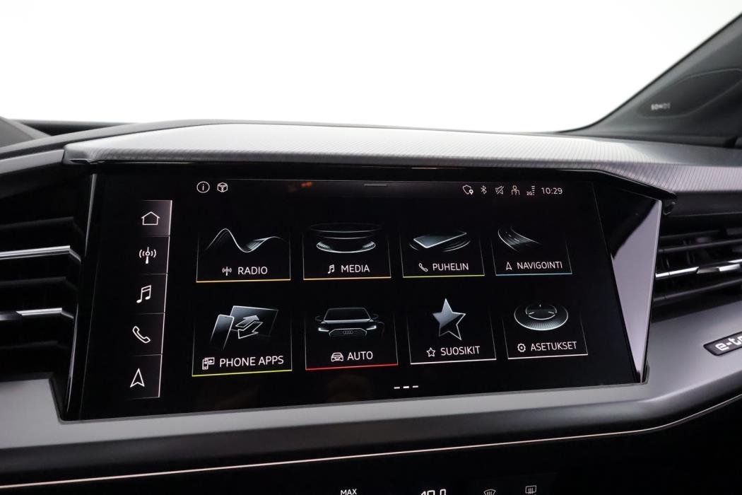 AUDI Q4 e-tron 2023