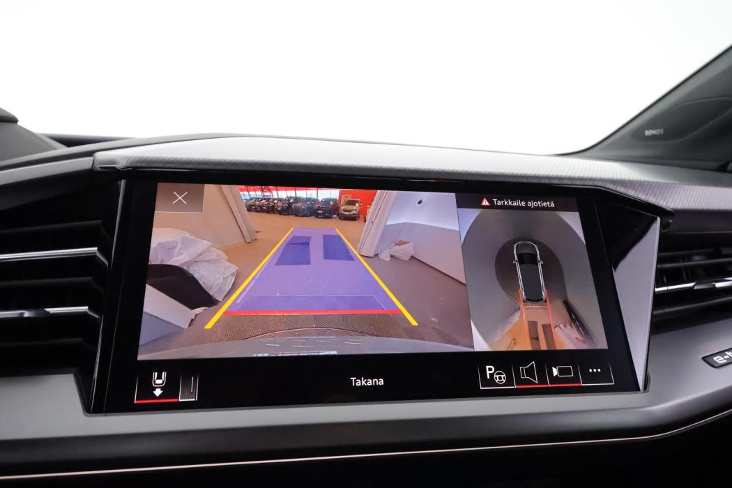 AUDI Q4 e-tron 2023