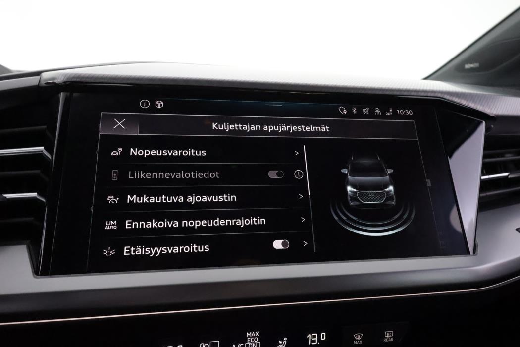 AUDI Q4 e-tron 2023