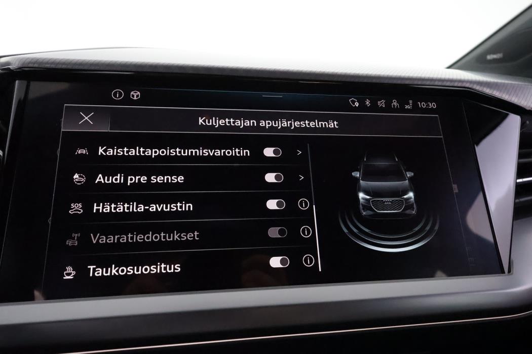 AUDI Q4 e-tron 2023