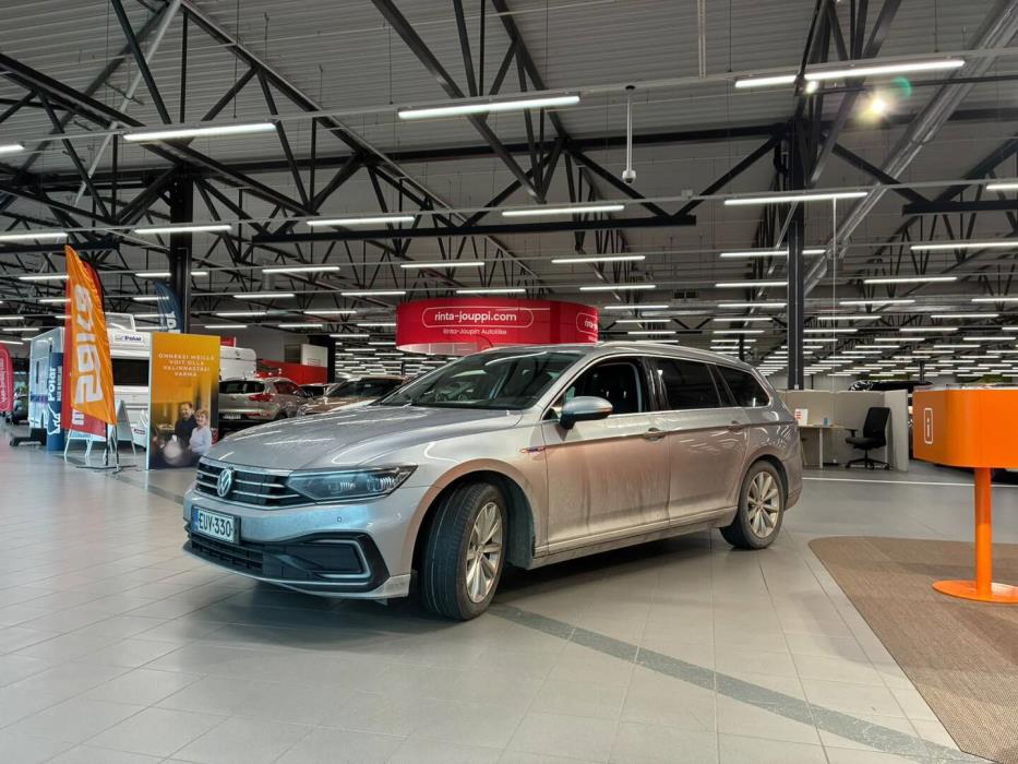 VOLKSWAGEN Passat 2020