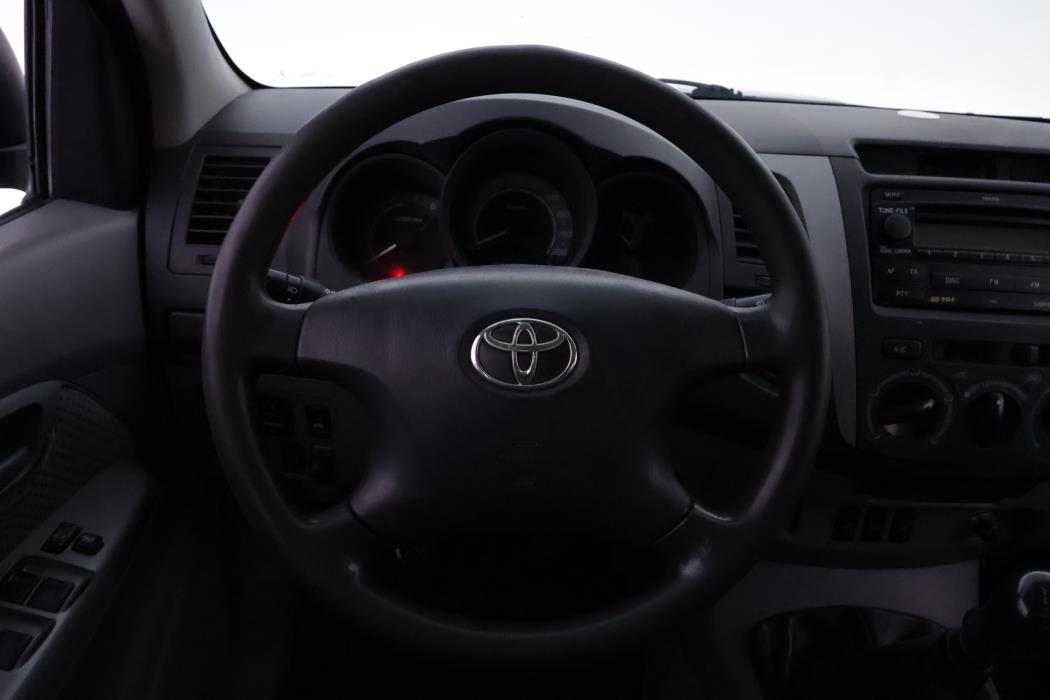 TOYOTA Hilux 2008