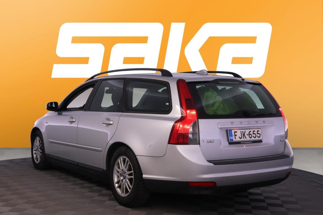 VOLVO V50 2009