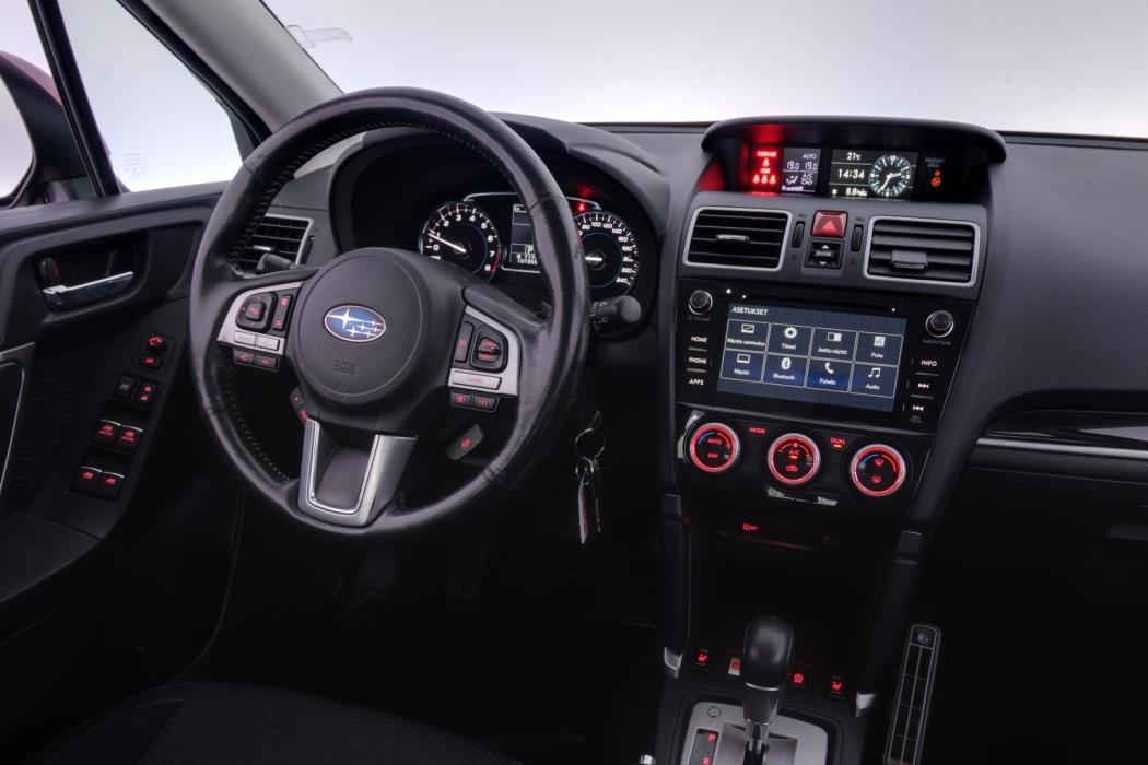 SUBARU Forester 2016