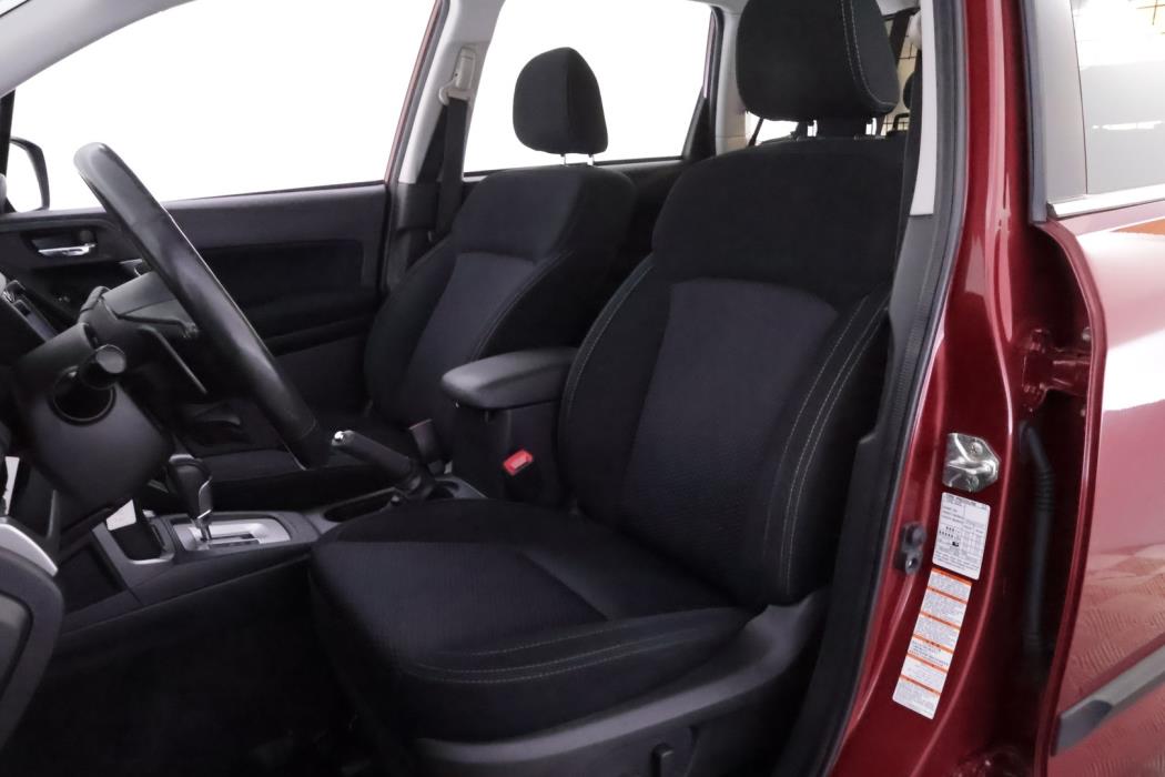 SUBARU Forester 2016