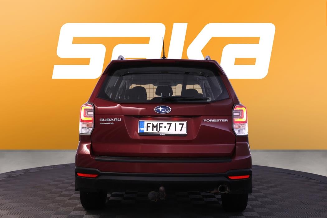 SUBARU Forester 2016