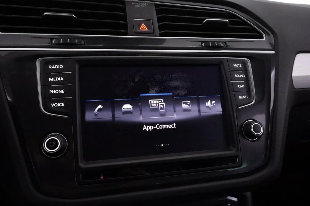 VOLKSWAGEN Tiguan 2017