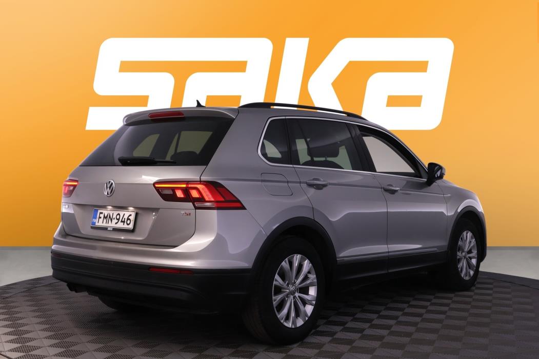 VOLKSWAGEN Tiguan 2017