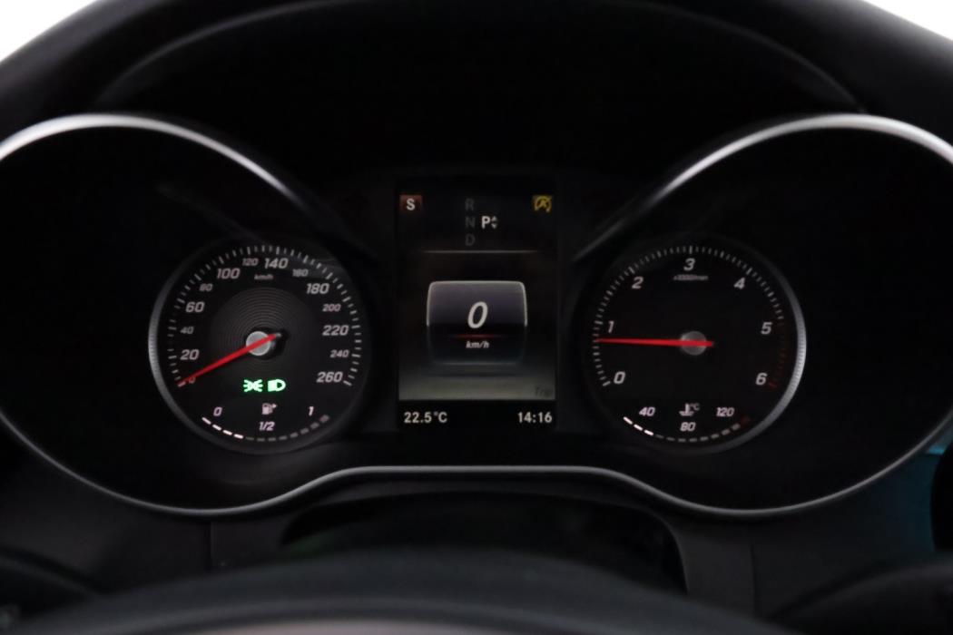 MERCEDES-BENZ C 2016