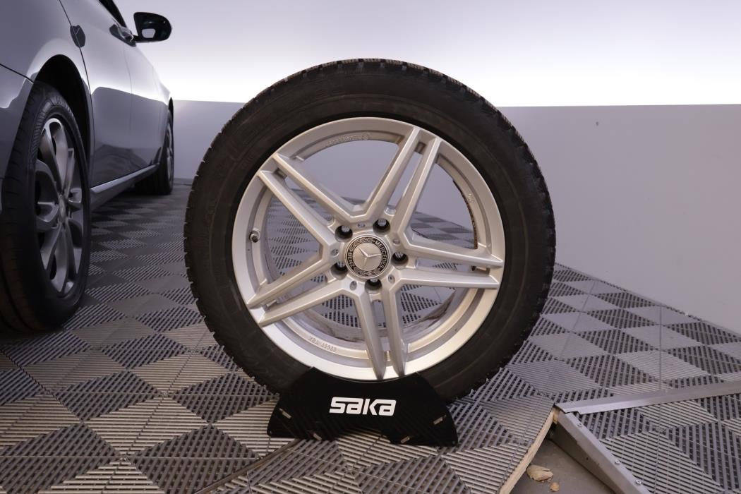 MERCEDES-BENZ C 2016