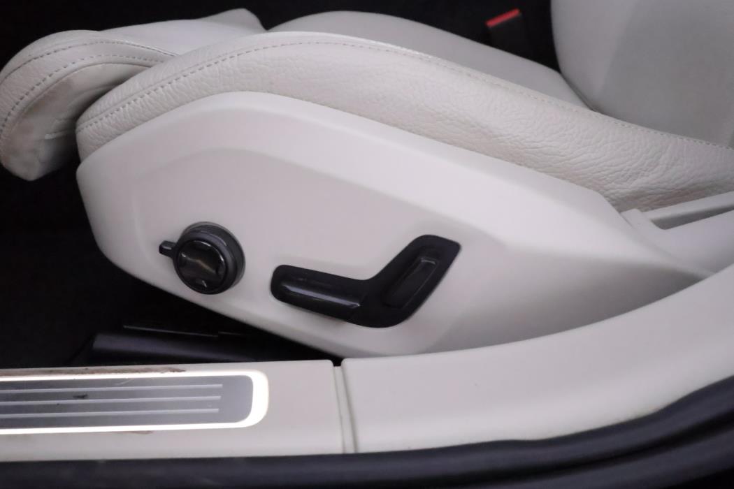 VOLVO V90 Cross Country 2023