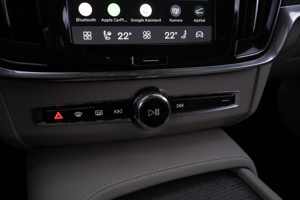 VOLVO V90 Cross Country 2023
