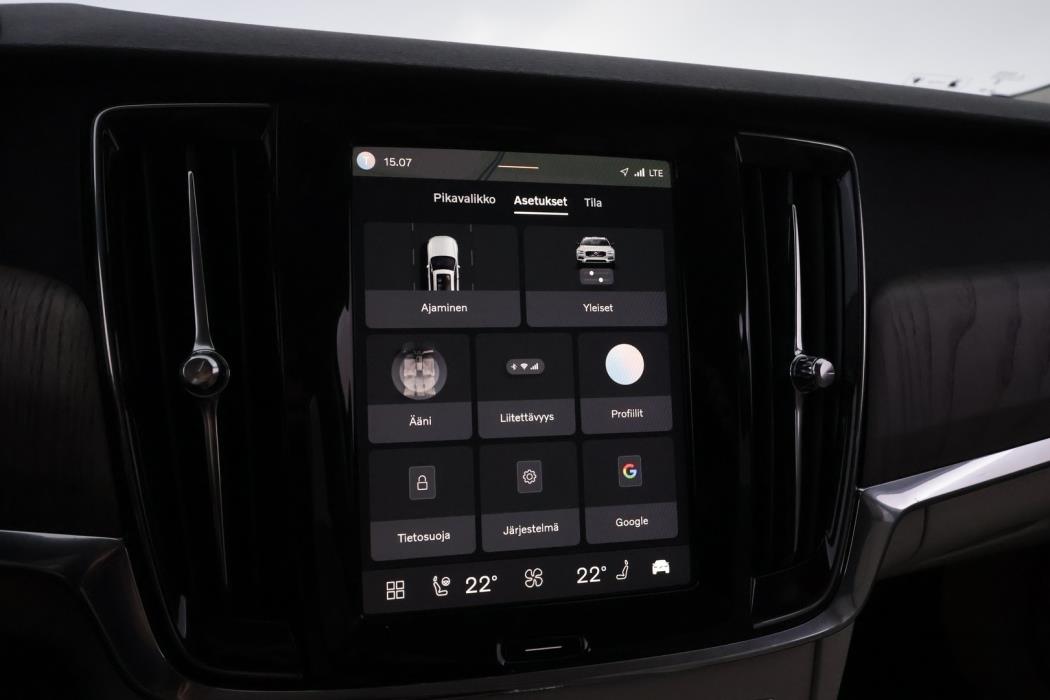 VOLVO V90 Cross Country 2023