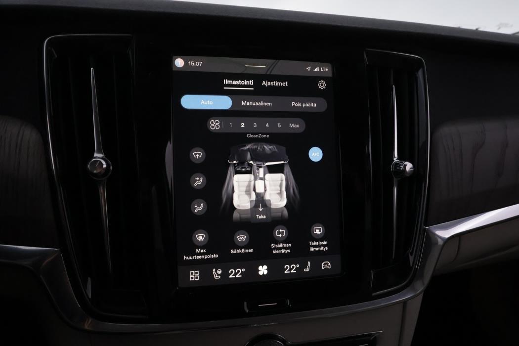 VOLVO V90 Cross Country 2023