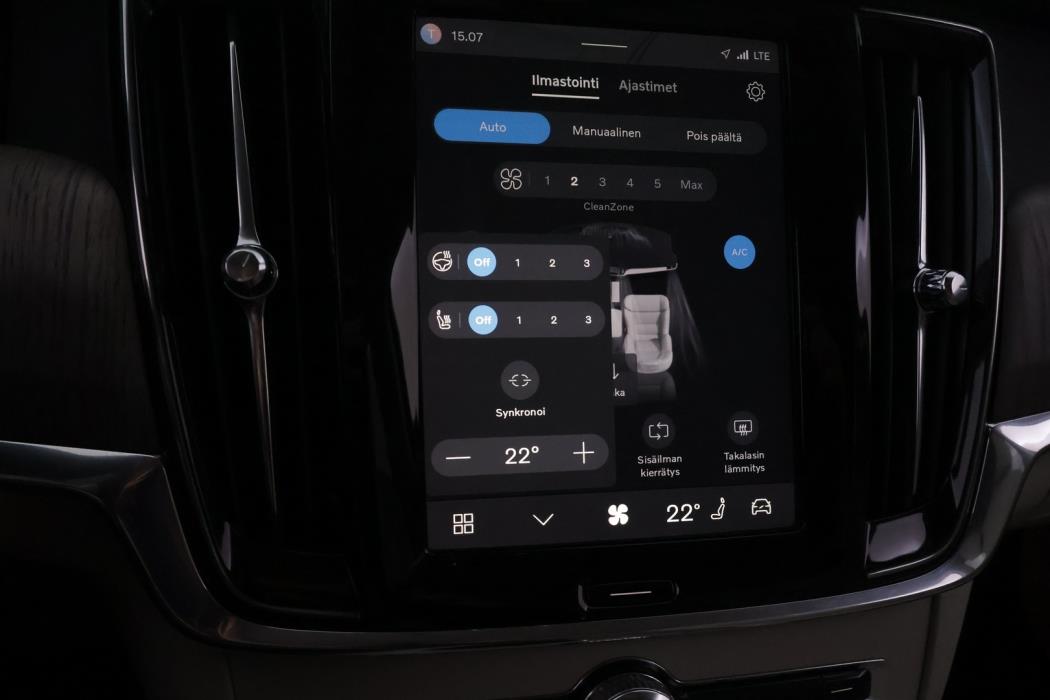 VOLVO V90 Cross Country 2023