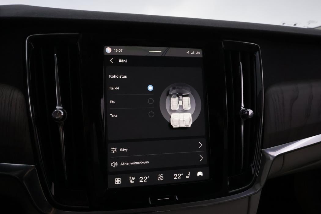 VOLVO V90 Cross Country 2023