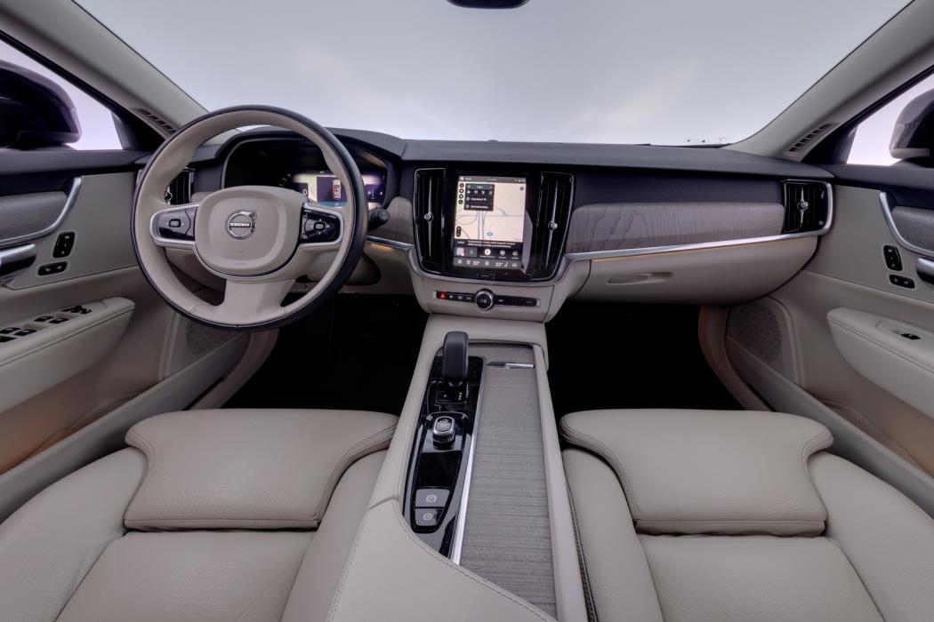 VOLVO V90 Cross Country 2023