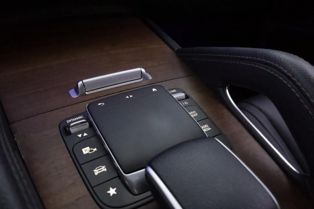MERCEDES-BENZ GLE 2021