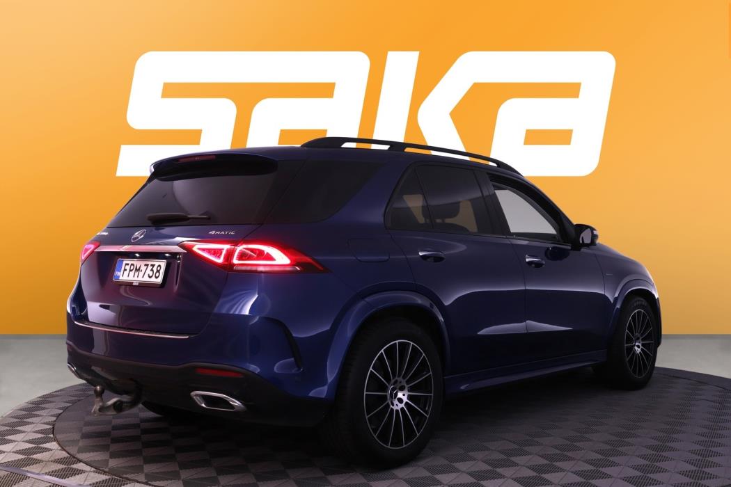 MERCEDES-BENZ GLE 2021