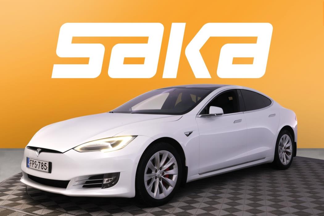 TESLA Model S 2020