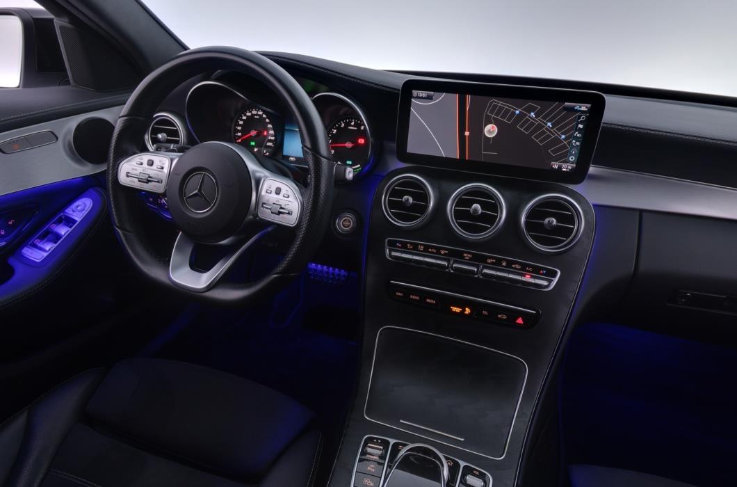 MERCEDES-BENZ C 2020