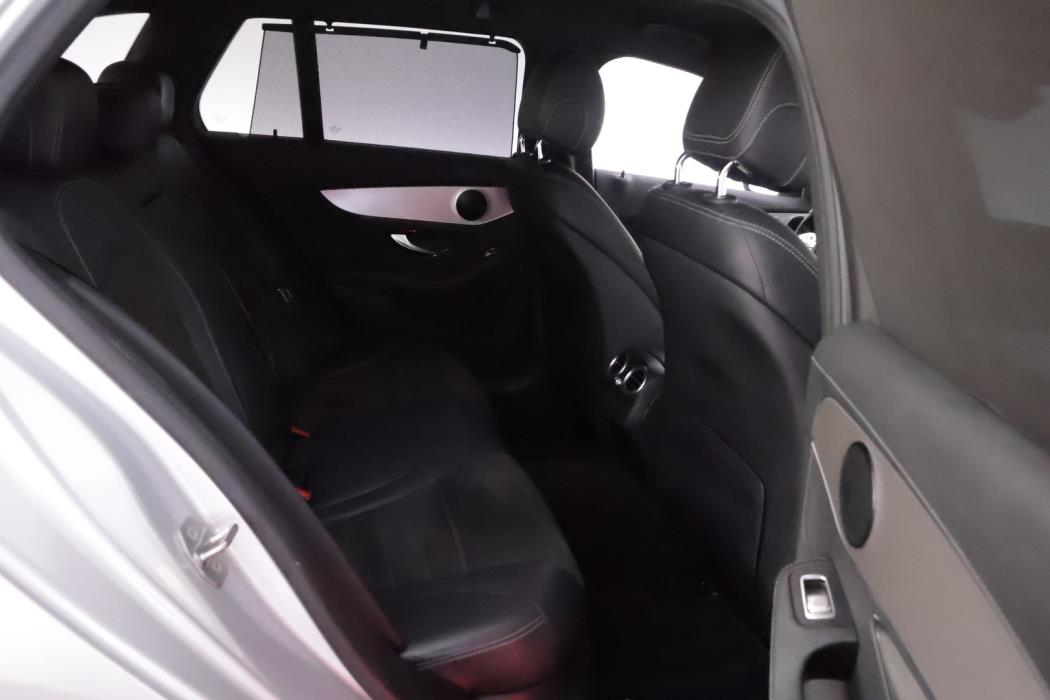 MERCEDES-BENZ C 2020