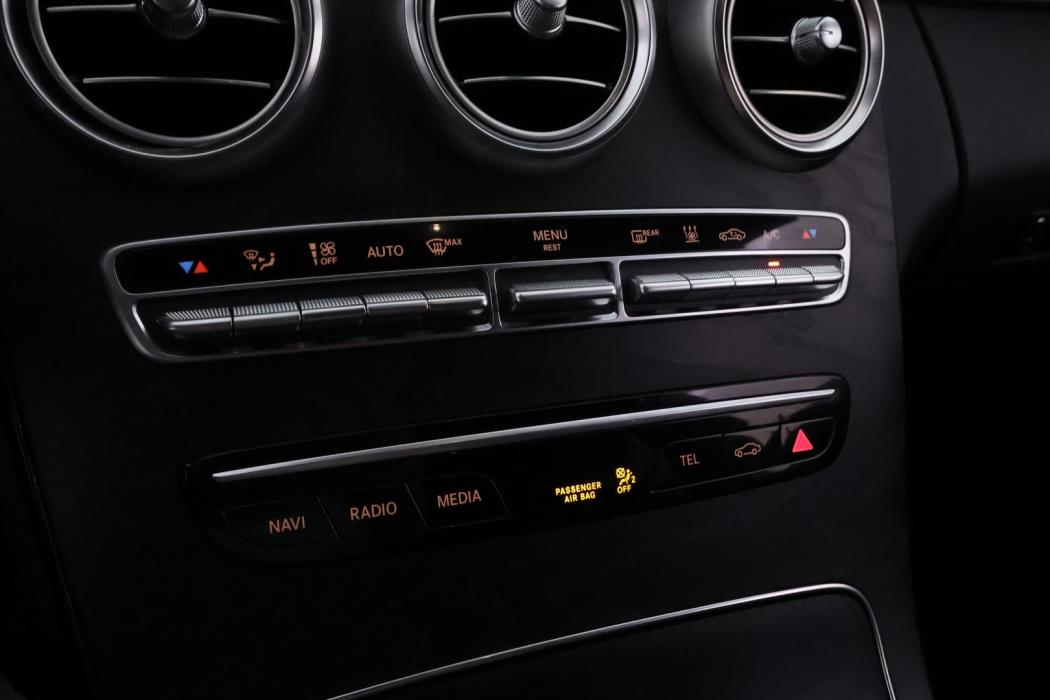 MERCEDES-BENZ C 2020