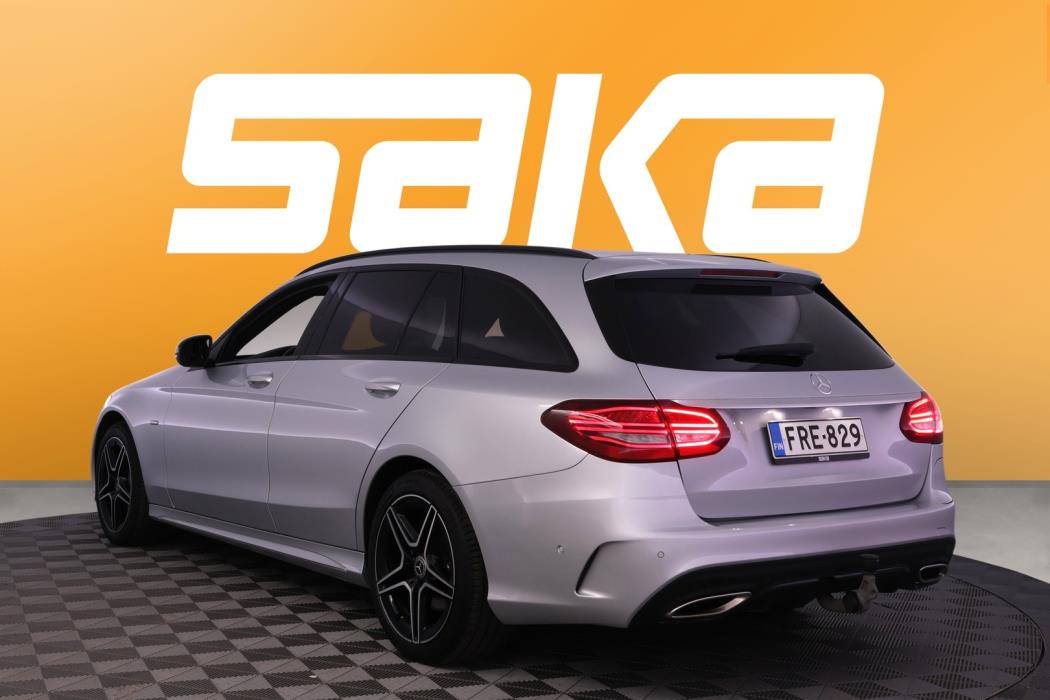 MERCEDES-BENZ C 2020