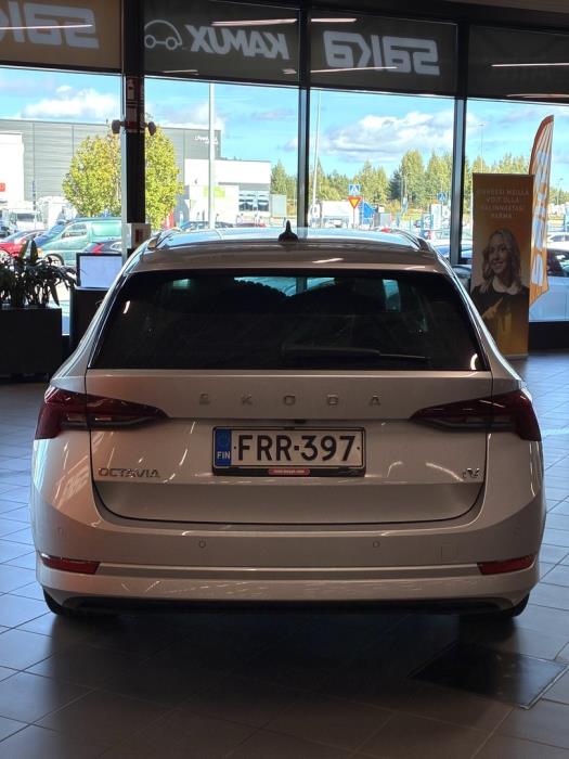 SKODA Octavia 2023