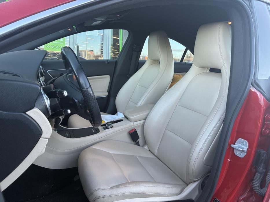 MERCEDES-BENZ CLA 2015